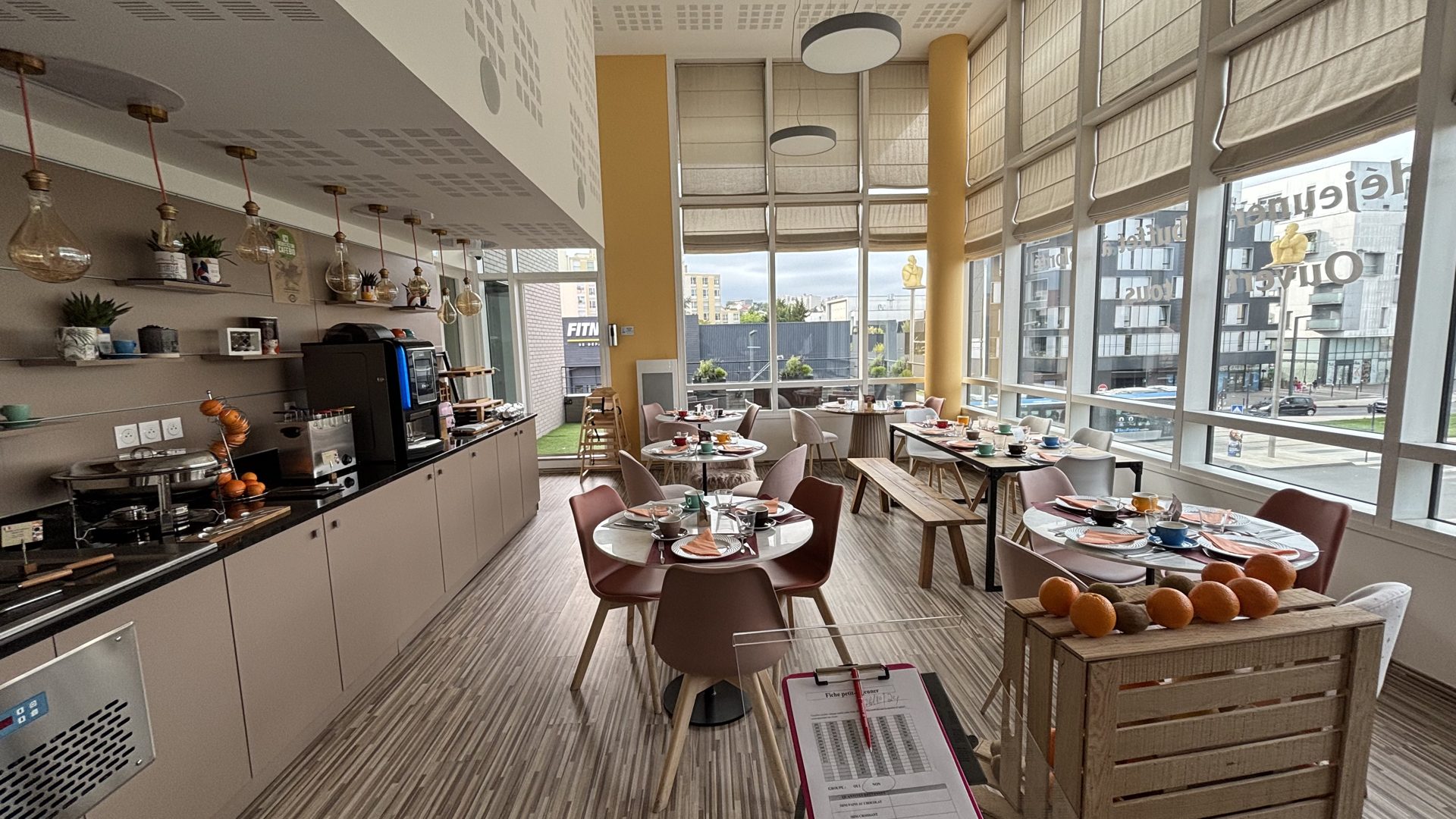 Salle petit-déjeuner