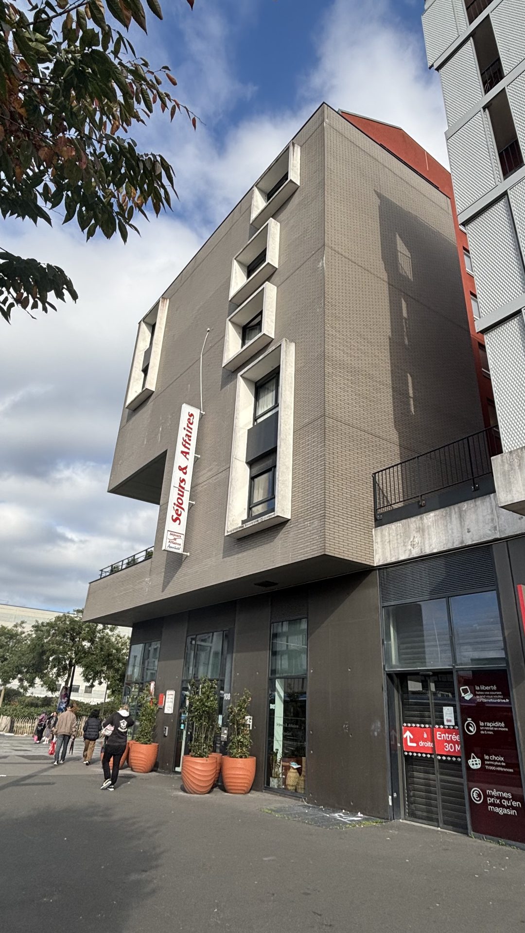 La résidence Le Contemporain dans son quartier
